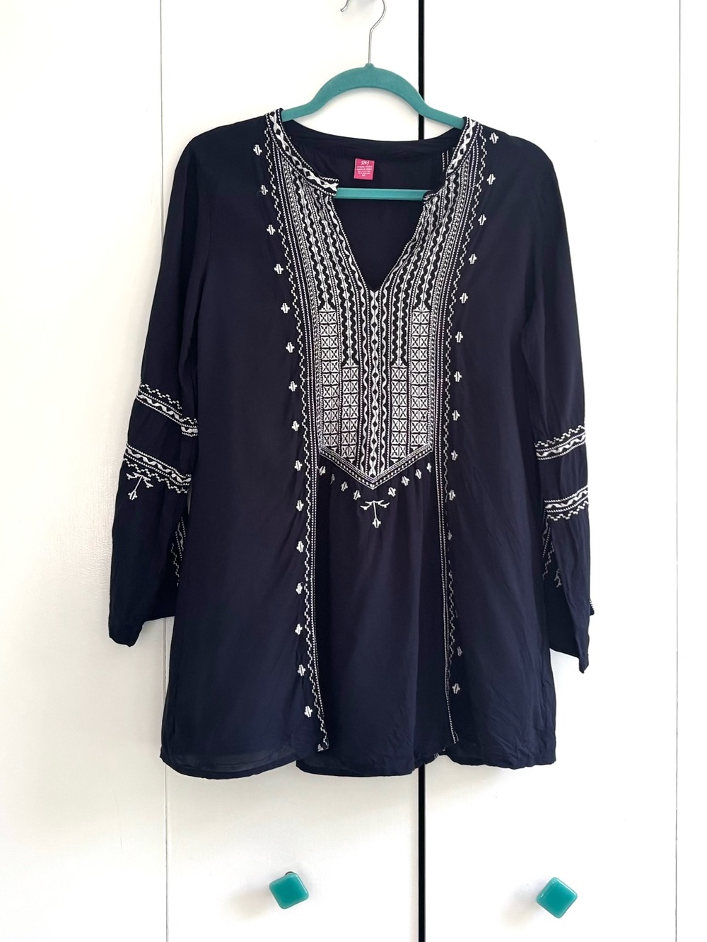 Raj Navy Tunic with White Embroidered Size Medium